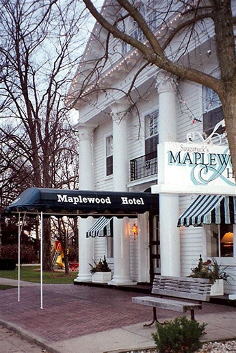 Maplewood Hotel Bed & Breakfast | Michigan