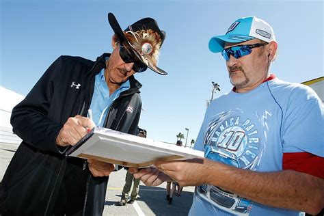 Q&A with "The King" Richard Petty: 7-Time NASCAR Cup Series Champion ...