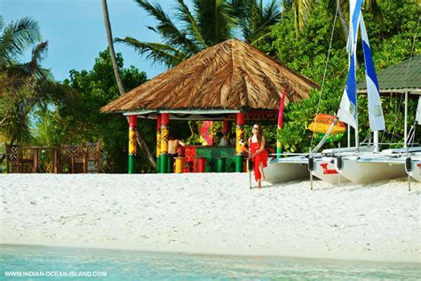 Holiday Island Resort, Maamigili, Maldives