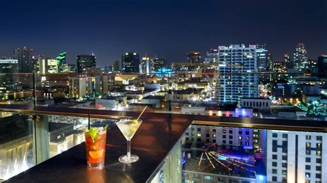 Gaslamp Quarter Restaurant and Rooftop Bar | San Diego Marriott Gaslamp Quarter