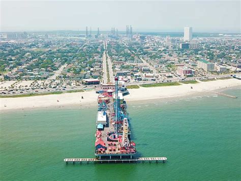 GALVESTON.COM: Beaches, Attractions & Tours Are Open - Galveston, TX