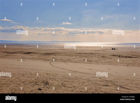 Berrow beach somerset sun Stock Photo - Alamy