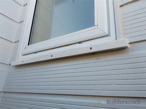 Wooden window sill replacement (# 378132) | Builderscrack