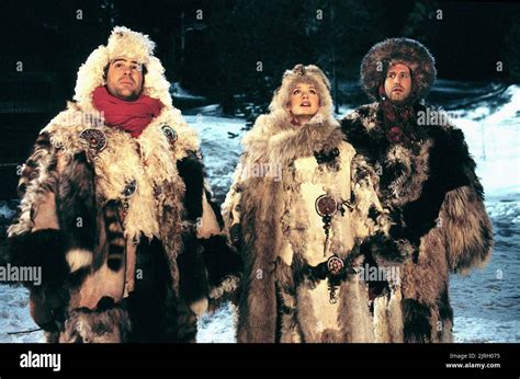 DAN AYKROYD, DONNA DIXON, CHEVY CHASE, SPIES LIKE US, 1985 Stock Photo - Alamy