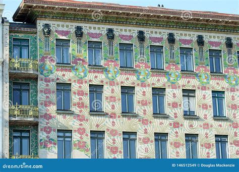 Vienna Secession Art Nouveau Architecture: the Majolica House in the Linke Wienzeile, Vienna ...