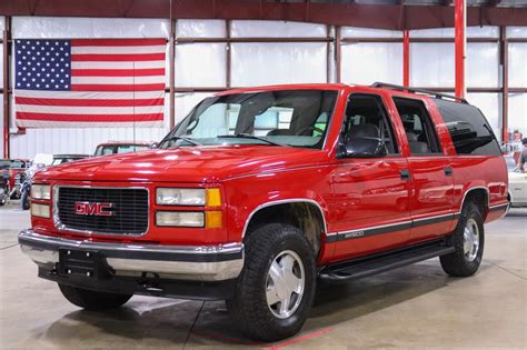 1999 GMC Suburban | GR Auto Gallery