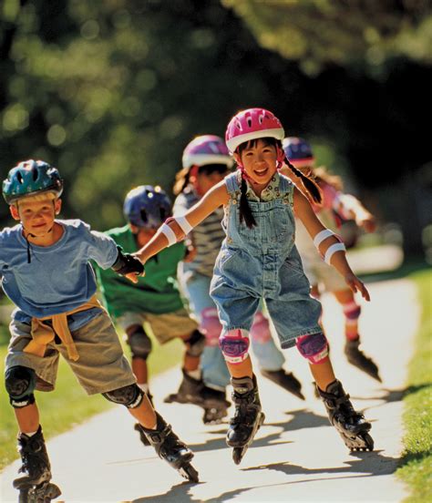 All Sports In One place: ROLLER SKATING & kids