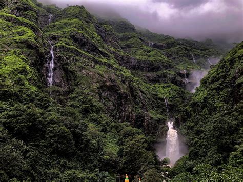 The Western Ghats, Maharashtra, India. [OC](4032x3024) : r/EarthPorn