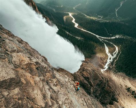 Marvel at the most treasured waterfalls in Canada | KAYAK