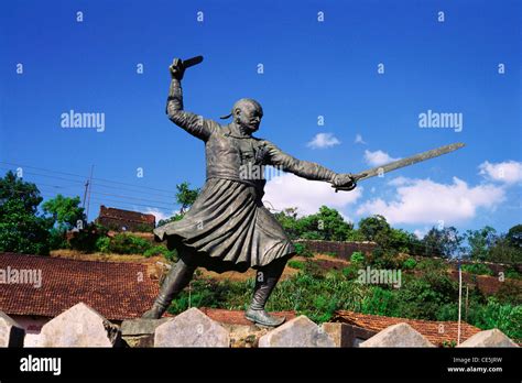 Statue of Veer Baji Prabhu Deshpande ; Panhala ; Kolhapur ; Maharashtra ; India Stock Photo - Alamy