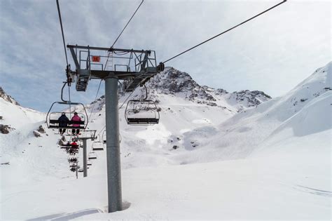 Les Arcs Resort Guide Ski Information & Airport Transfers | Snowcompare