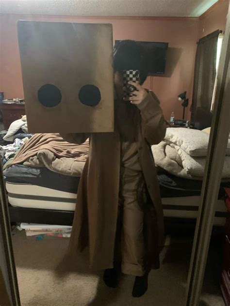 Little nightmares two(Mono) Cosplay | Just odd spoons Amino