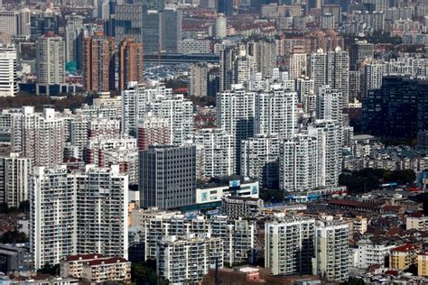 Zhangjiagang Is Latest Chinese City to Ease Property Controls as Prices Drop