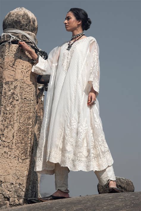 Buy Heena Kochhar White Embroidered Anarkali Set Online | Aza Fashions