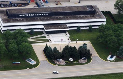 Chrysler Invests $600 Million in Belvidere Plant - autoevolution