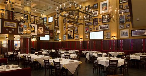 Carmine's - NYC's Legendary Italian Restaurant at the Forum Shops at ...