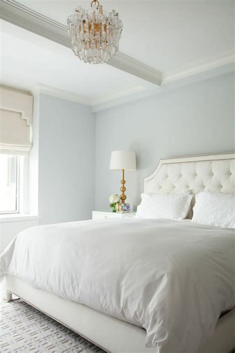 The Best Calming Bedroom Colors for Your Master Bedroom