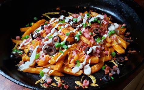 [Homemade] loaded fries : r/food