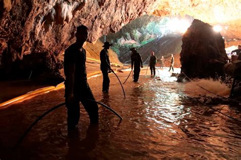 Why the Thailand Cave Rescue Was So Difficult: A Diver Explains - The New York Times