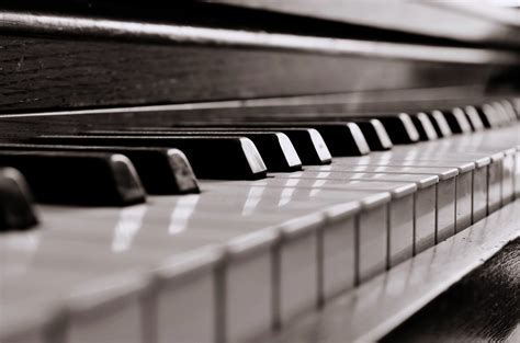 Piano keys | Elliott Billings | Flickr