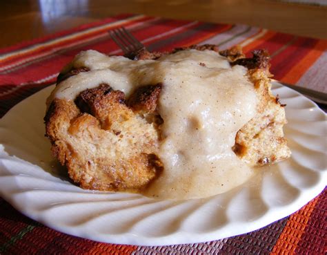 Amy's "Sweet" Memories: Cinnamon Bread Pudding with Apple Cream Sauce