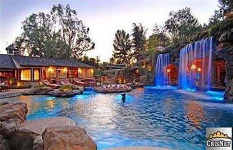 Water Pool Design of Drake House: A Masterpiece in Architectural ...