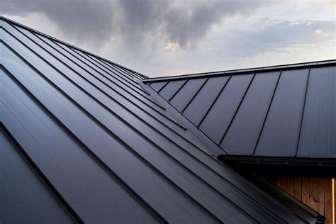 The Right Metal Roofing Materials for Your New Roof