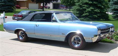 1965 Oldsmobile Cutlass Base | Hagerty Valuation Tools