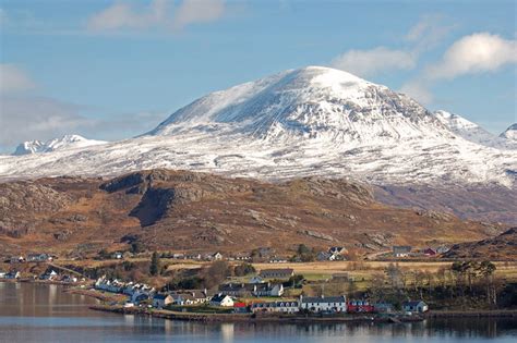 Shieldaig village © John Allan :: Geograph Britain and Ireland