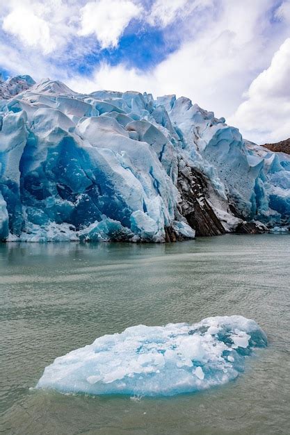 Premium Photo | Grey glacier torres del paine chile south america