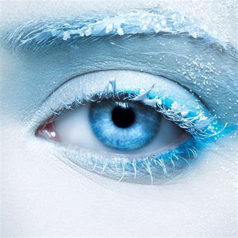 Ice crystal blue eyes (12 months) contact lenses