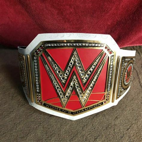 WWE Women's Championship Belt HG-5020