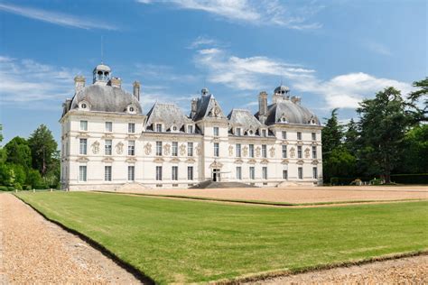 Best Chateau Hotels in Loire Valley | France Bucket List