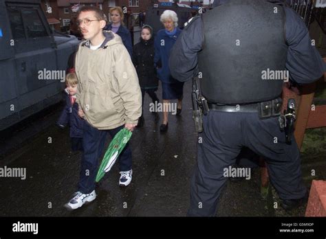 Pupils from the Holy Cross Primary School Stock Photo - Alamy