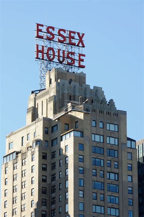 JW Marriott Essex House - Historic Art Deco Hotel In The Billionaires' Row