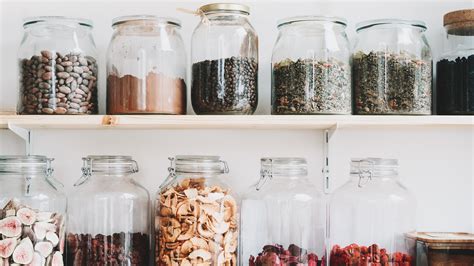 5 Tips For Making Clear Storage Containers Work For Your Pantry