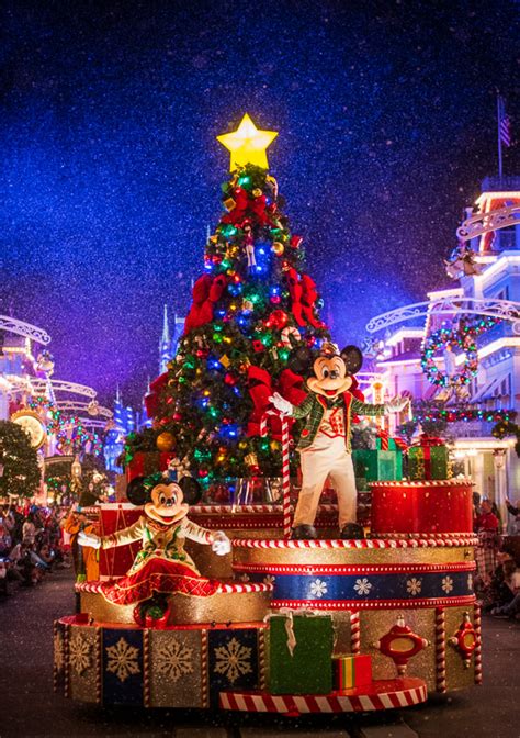 Mickey's Very Merry Christmas Party Returns for 2022! - Disney Tourist Blog