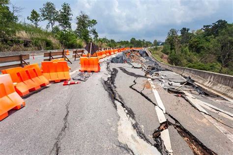 Earthquake Awareness Month: What to do if you're driving on shaking ...