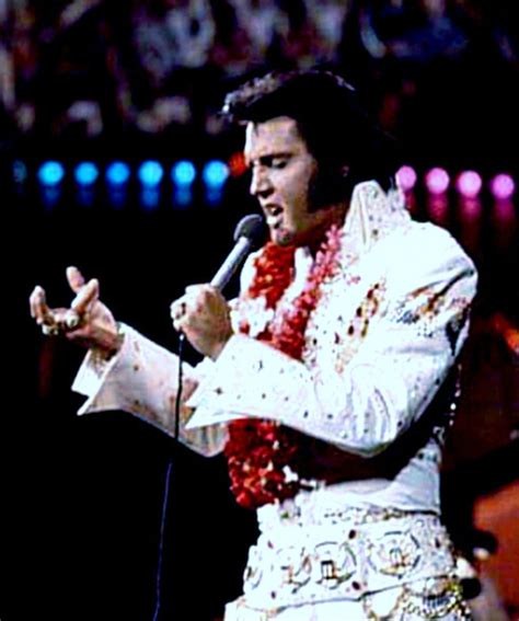 Pin di anghel loredana su Elvis