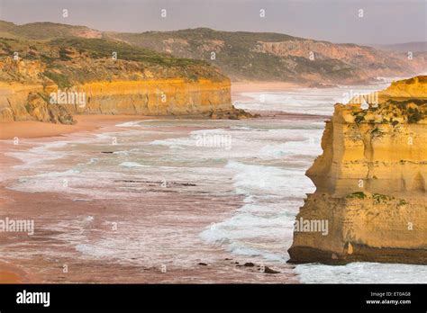 Sea stacks victoria australia hi-res stock photography and images - Alamy