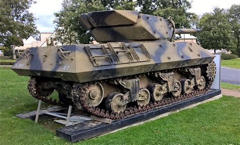 M10 Wolverine Tank Destroyer Overlord Museum Colleville-sur-Mer ...