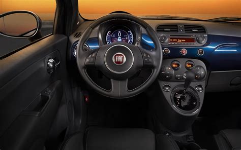 Fiat 500 Abarth gets automatic transmission option for 2015