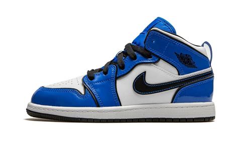 Jordan 1 MID SE PS "Signal Blue" - Stadium Goods