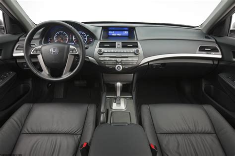 2011 Honda Accord Image. https://www.conceptcarz.com/images/Honda/honda-Accord-2011-Interior-01 ...