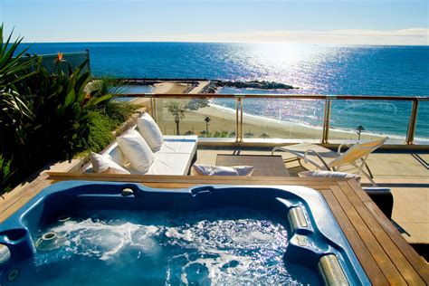 Hoteles con Jacuzzi Privado en la habitación en Málaga - Quenosvamos.com