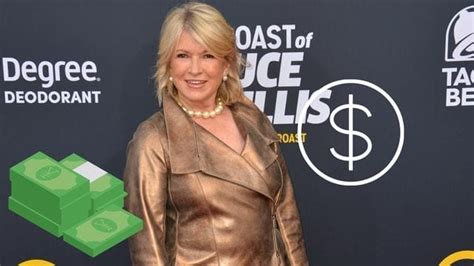 Martha Stewart Net Worth: A Look at Martha Cooks' Host Wealth! - Invest Records