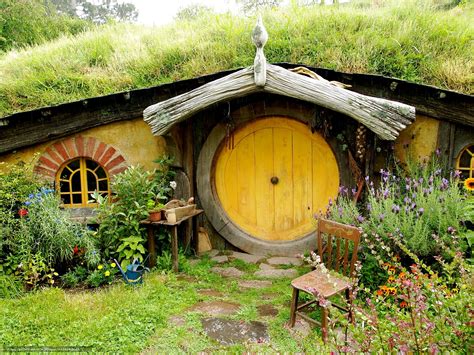 Hobbit House Wallpaper - WallpaperSafari