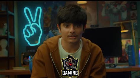 Total Gaming finally reveals his face and real name