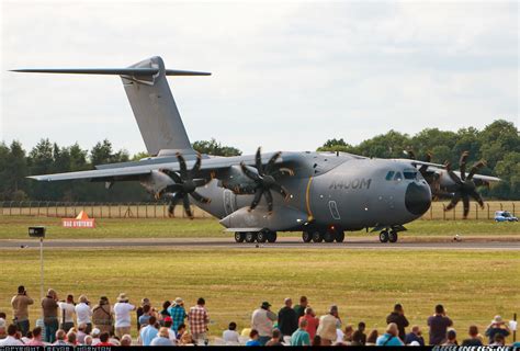 Airbus A400M Atlas - Airbus | Aviation Photo #2307776 | Airliners.net