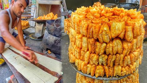 Khaja Sweet Delicacy of Bihar | Art of Making Sweet Puff in Patna | Indian Street Food - YouTube